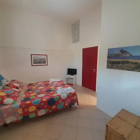 Little Italy Apartment Castellammare del Golfo Exterior photo